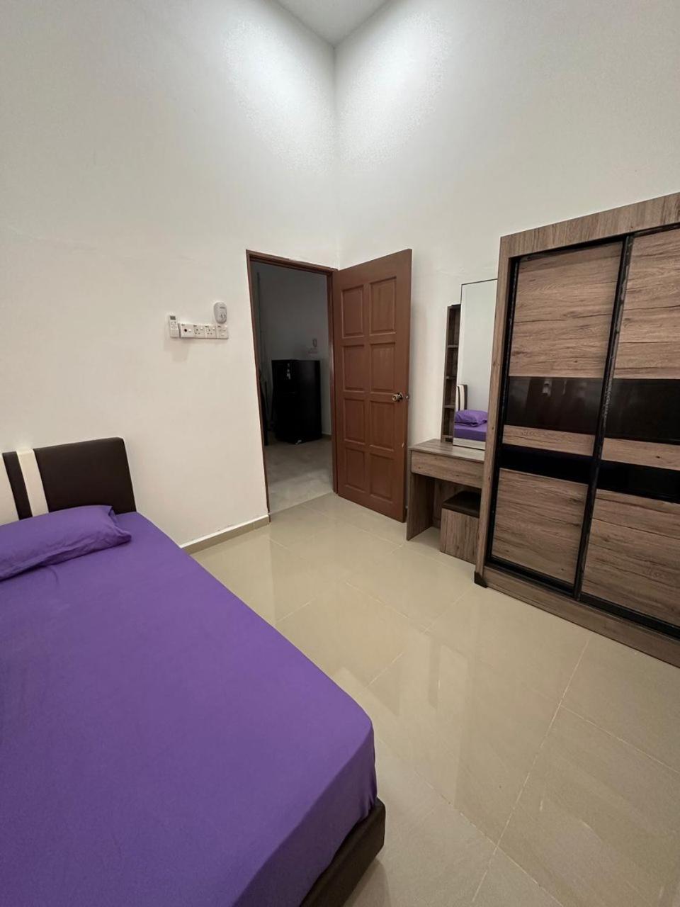 Homestay Kemaman Fyna08 Semi-D, 4 Bedrooms Dekat Pantai Kijal Exterior foto